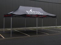 Ook PVC zeilen kunnen gepersonaliseerd worden: deze zijn extra onderhoudsvriendelijk