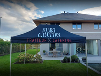 Kurt Goutry koos voor een ruime, 3x4,5 vouwtent met logo. Ideaal voor zijn traiteur/cateringzaak.