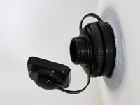 In de luchtkolommen zit 1 ventiel waar u de slang van de luchtpomp op aansluit.