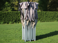 Het tentframe is volledig dichtgevouwen slechts 1,60 m hoog