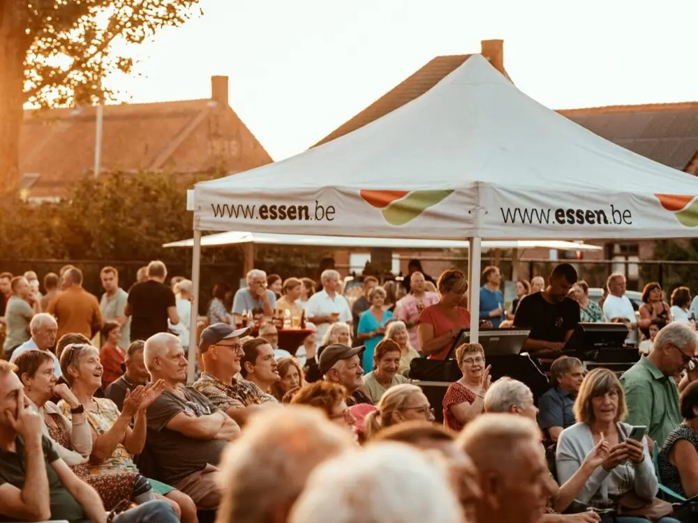 Gepersonaliseerde vouwtent gemeente Essen