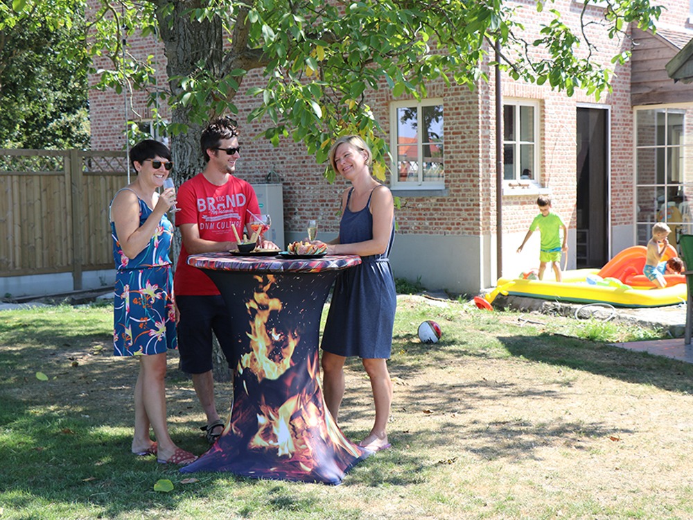 Statafel voor tuinfeestje