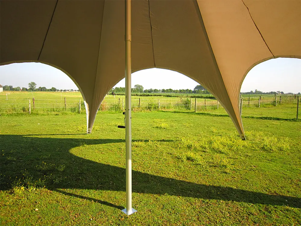 Grote 16m tent met 1 mast