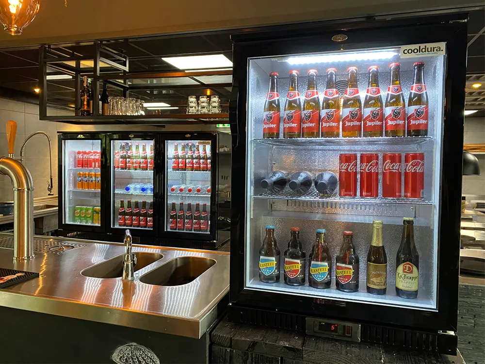 Horeca-koelkast in baropstelling