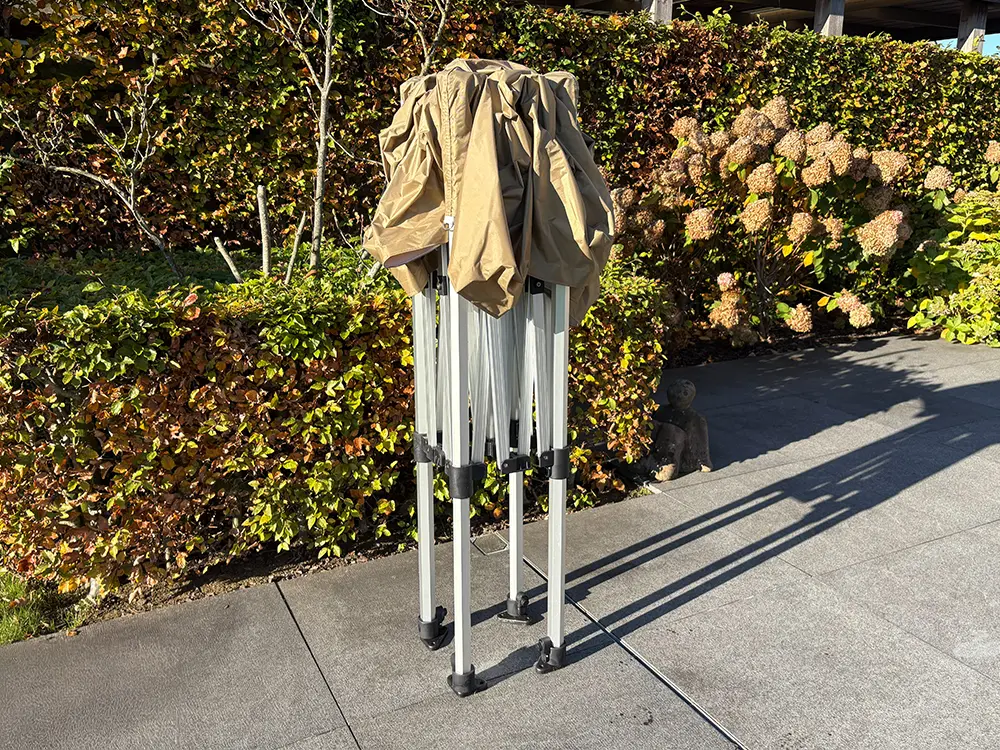 Ingeklapte accordeontent 2x2 m Solid 40