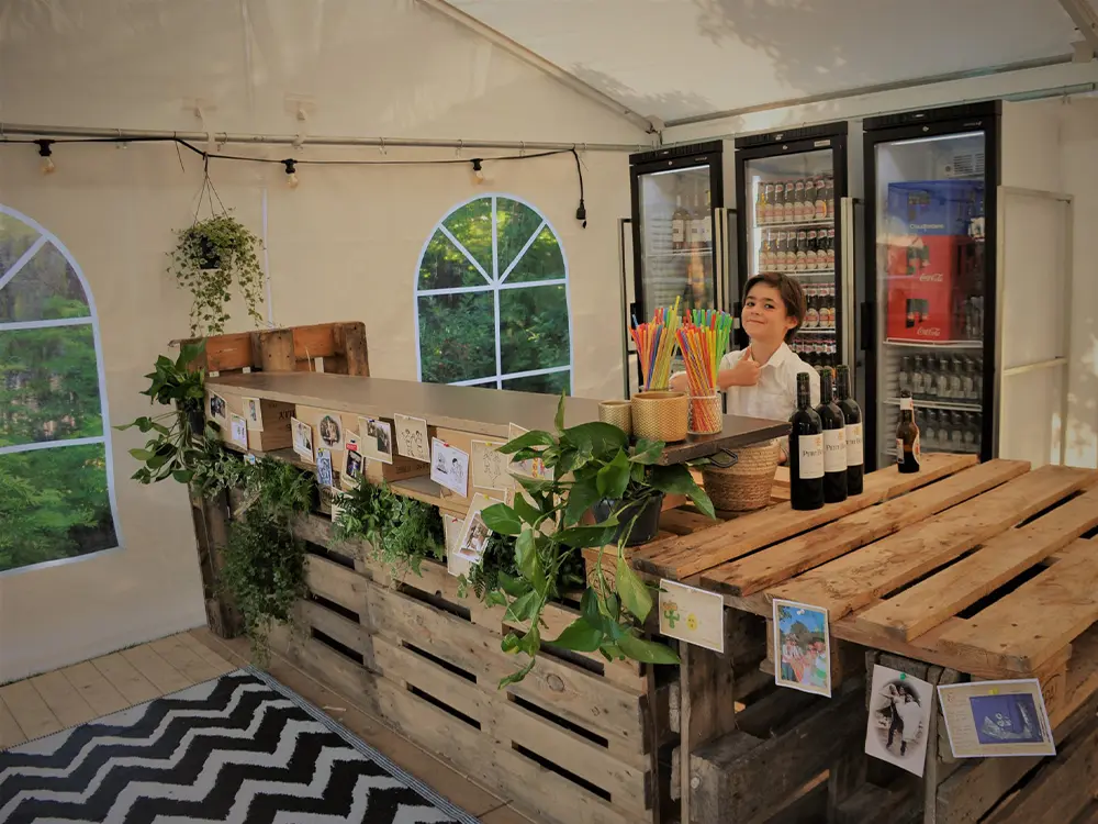 Modulaire feesttent voor een communiefeest