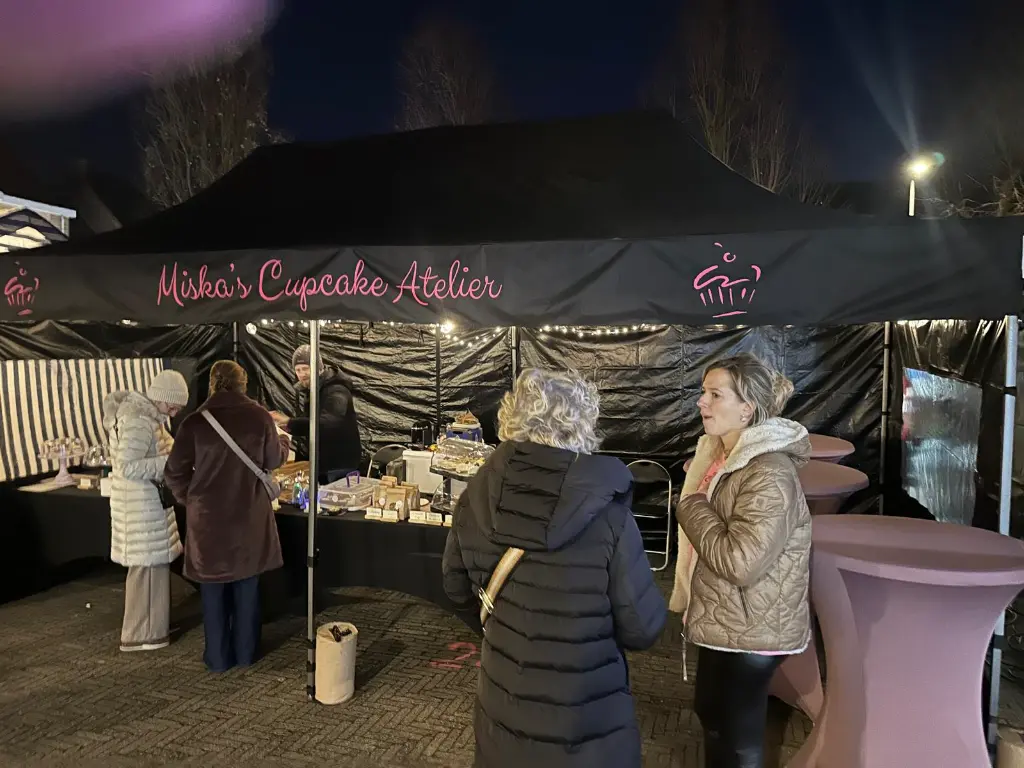 Miska's Cupcake Atelier afneembare banner 6 m voor vouwtent