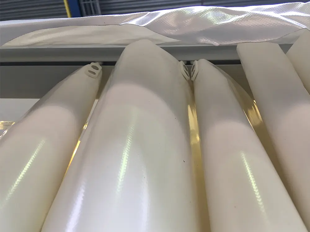 Pagodetent zijwanden met kedersysteem