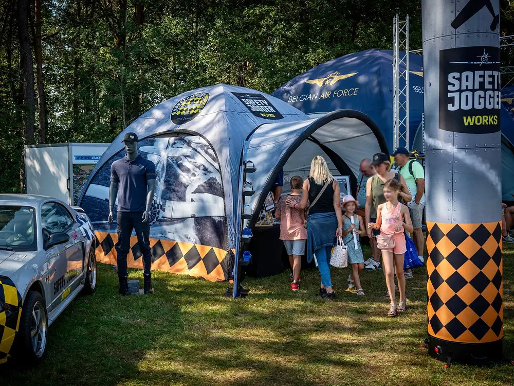 SafetyJoggers_OpblaasbareTent_OpblaasbareZuil_2.webp