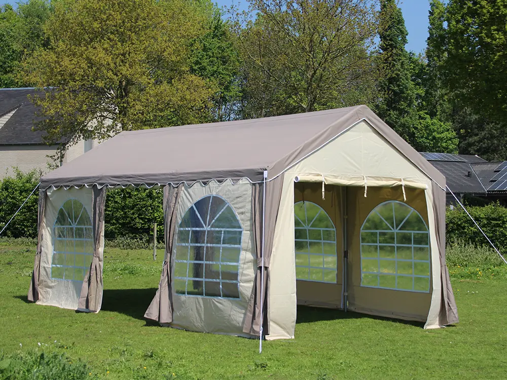 Stevig frame met waterdichte, polyester zeilen