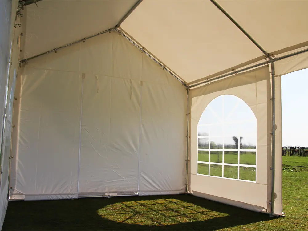 Binnenkant professionele pvc tent 4x4