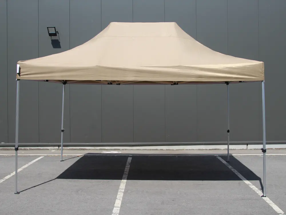 Tweedehands: vouwtent 3 x 4,5 m Solid 40 zand