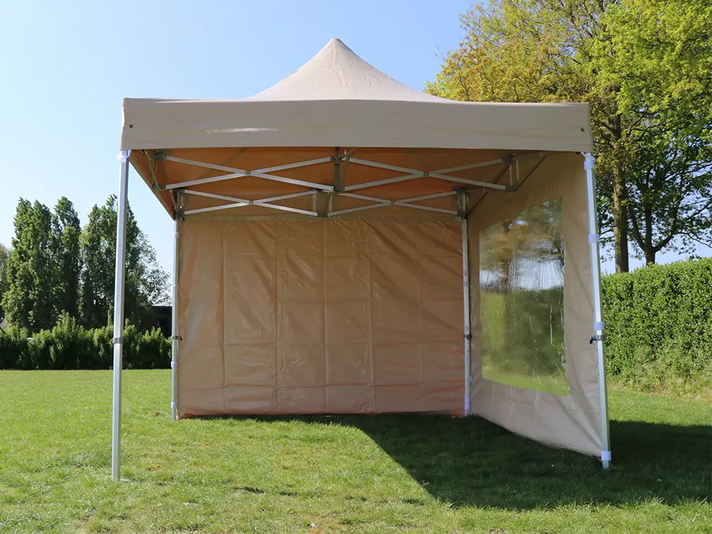 Tweedehands: vouwtent 4 x 4 m Solid 50 pvc beige