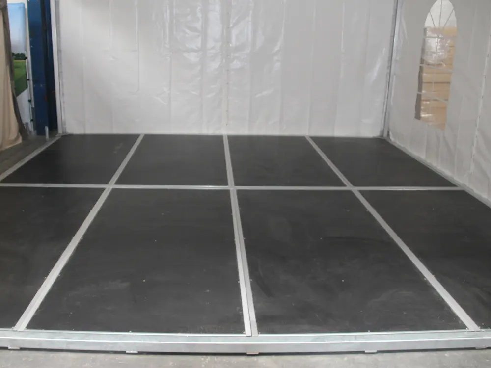 Toonzaalmodel: cassettevloer 5x5 m